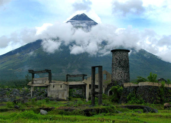 Philippines, Ruins of Santo Domingo