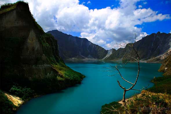 Philippines Mount Pinatubo Crater